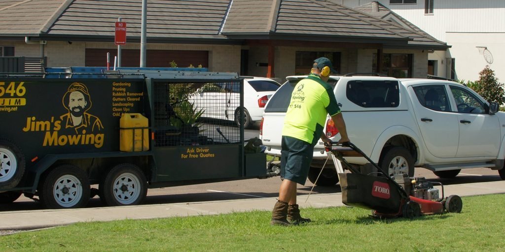 Jim's Mowing (Bathurst North) in Bathurst
